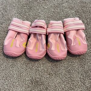 QUMY Dog Shoes, Medium